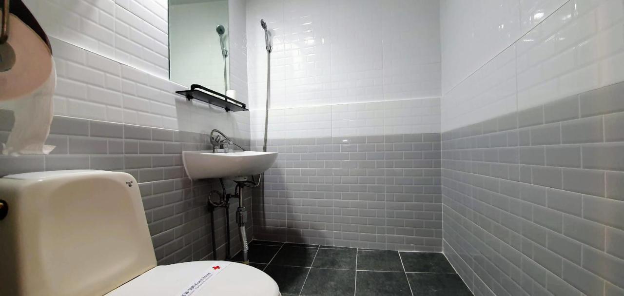 New Sun Guesthouse Myeongdong Seoel Buitenkant foto