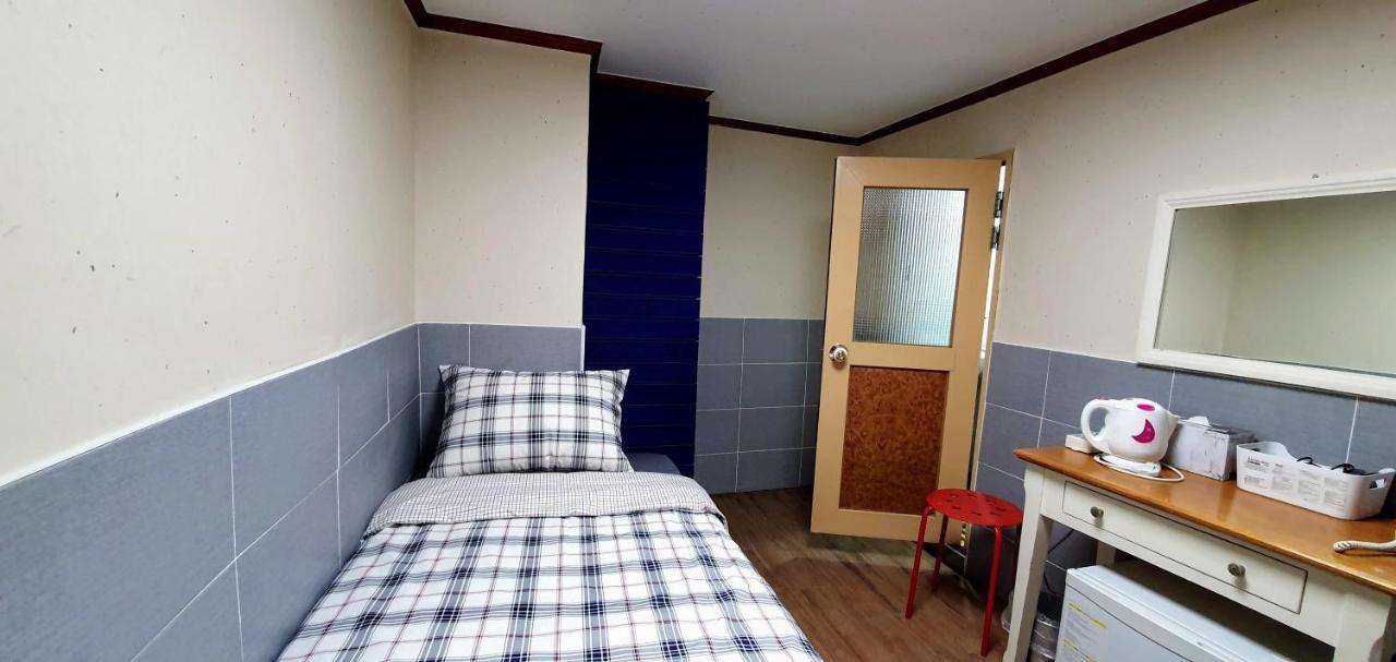 New Sun Guesthouse Myeongdong Seoel Buitenkant foto