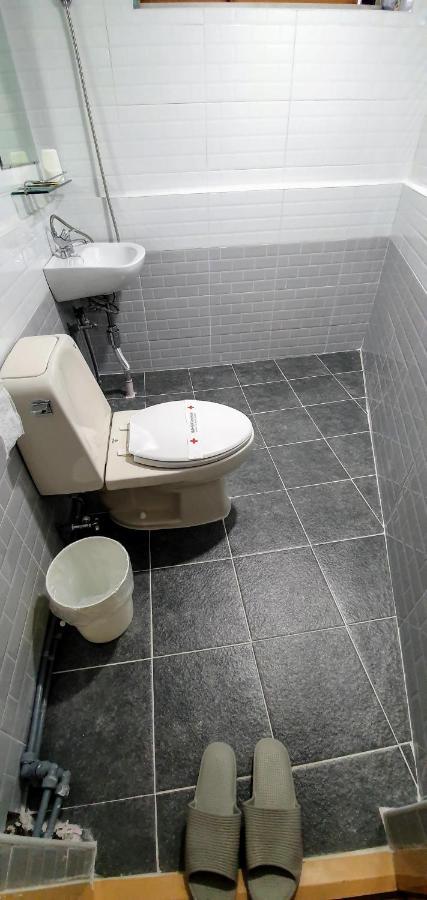 New Sun Guesthouse Myeongdong Seoel Buitenkant foto